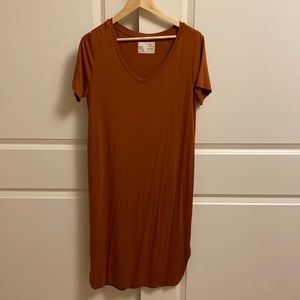 Jackson Rowe T Shirt Dress Rust Size Medium